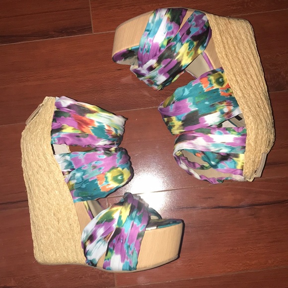 Hot & Rare Find! “Senso Diffusion” Platforms - Picture 2 of 5